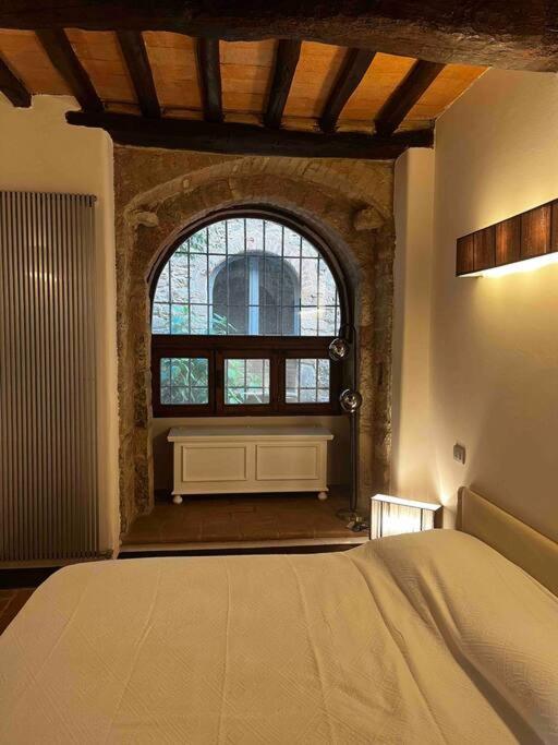 Medieval Tower In Umbria With Swimming Pool Montelagello Esterno foto