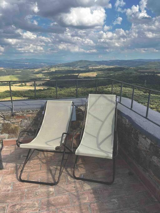 Medieval Tower In Umbria With Swimming Pool Montelagello Esterno foto