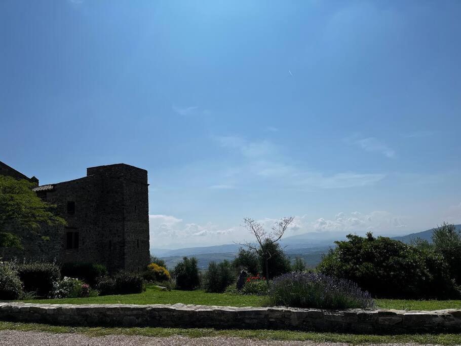 Medieval Tower In Umbria With Swimming Pool Montelagello Esterno foto
