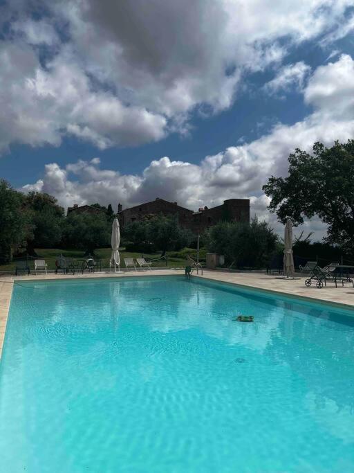 Medieval Tower In Umbria With Swimming Pool Montelagello Esterno foto