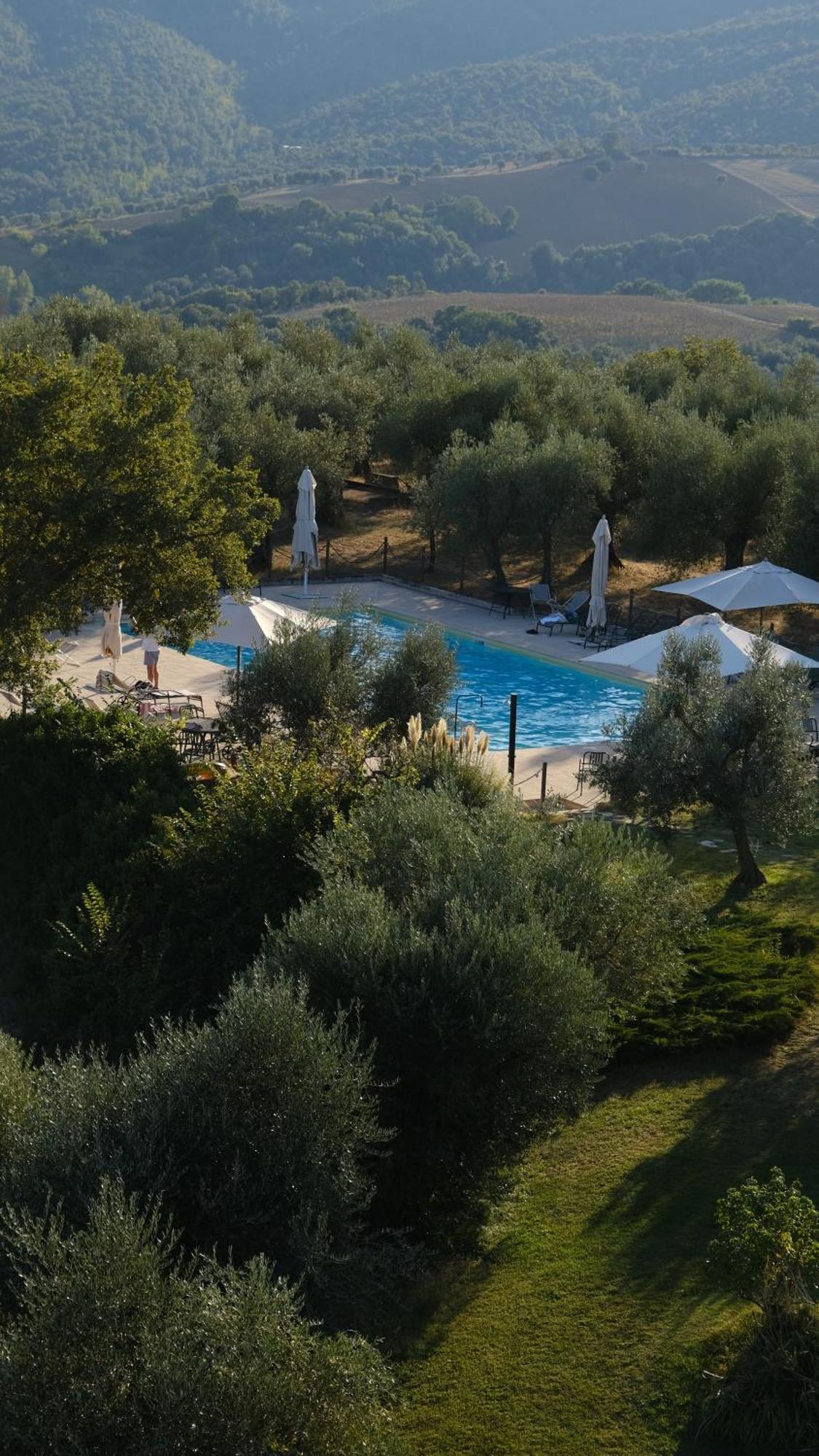 Medieval Tower In Umbria With Swimming Pool Montelagello Esterno foto